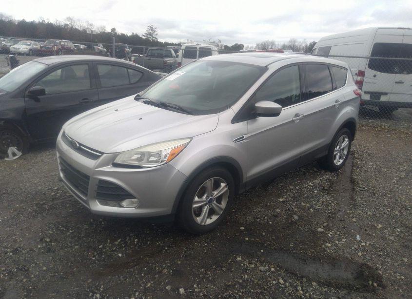 Photo 2 of 2014 Ford Escape SE (VIN 1FMCU0GX1EUE10256)