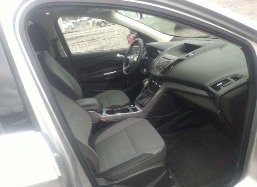 Photo 5 of 2014 Ford Escape SE (VIN 1FMCU0GX1EUE10256)