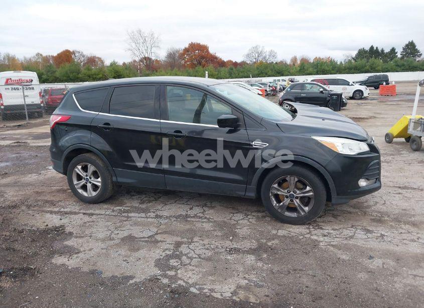 Photo 13 of 2014 Ford Escape SE (VIN 1FMCU0GX1EUE21855)