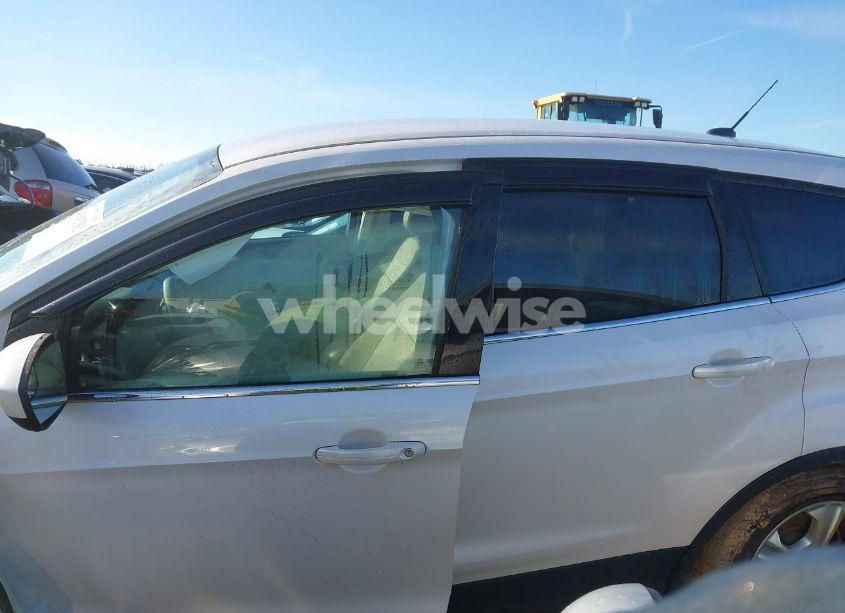 Photo 14 of 2014 Ford Escape SE (VIN 1FMCU0GX1EUE34895)