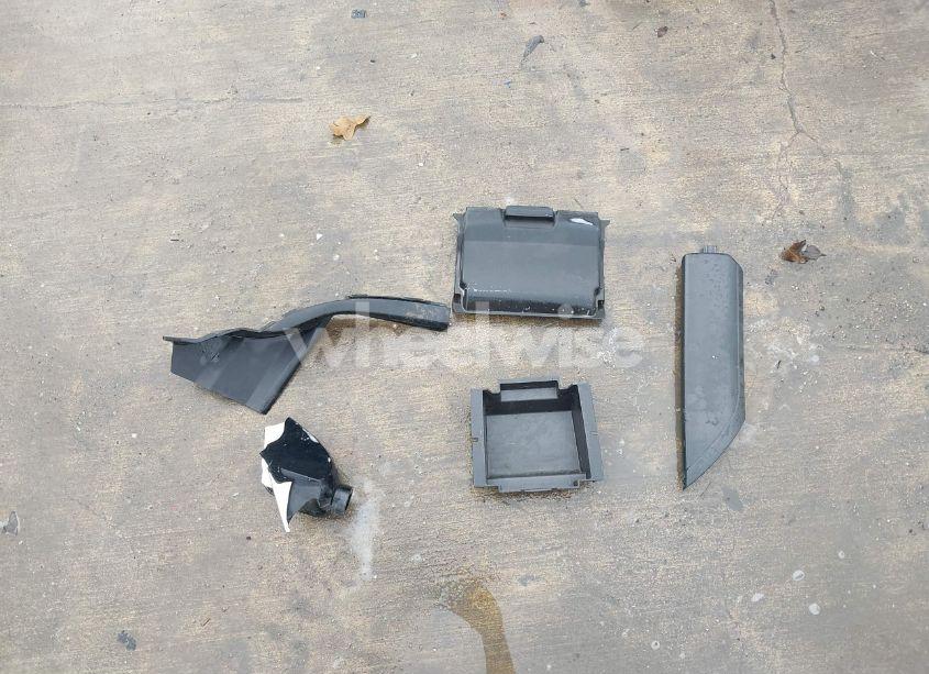 Photo 12 of 2014 Ford Escape SE (VIN 1FMCU0GX1EUE51907)