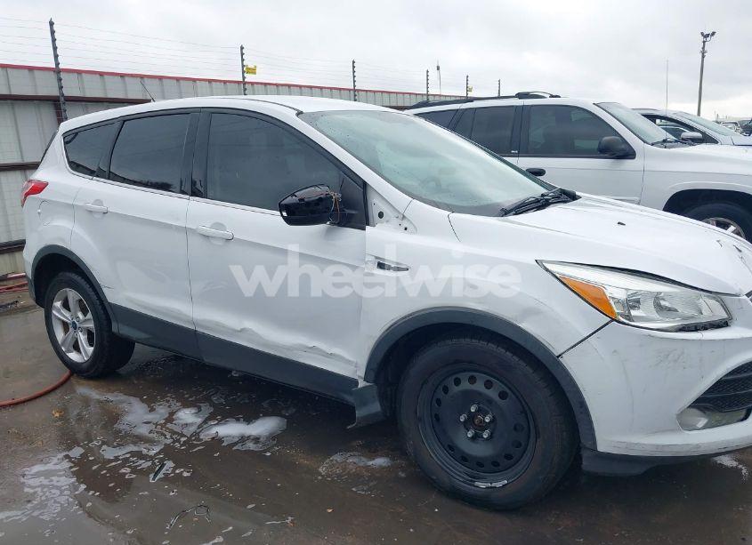 Photo 14 of 2014 Ford Escape SE (VIN 1FMCU0GX1EUE51907)