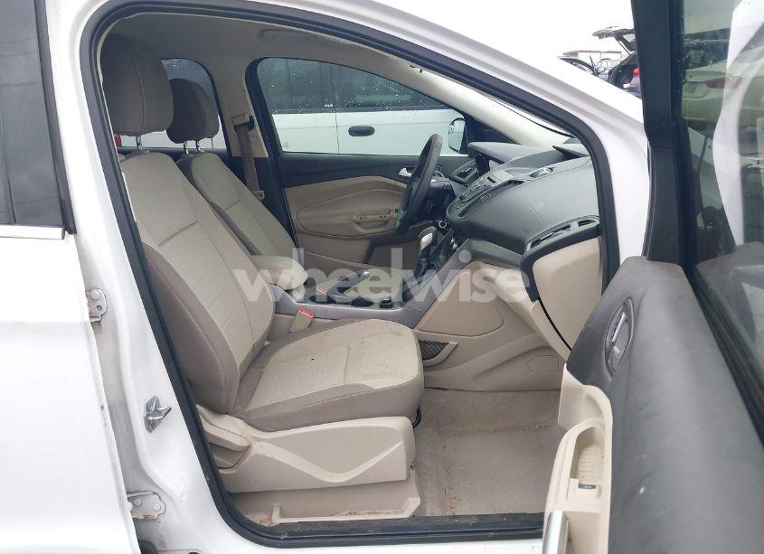 Photo 5 of 2014 Ford Escape SE (VIN 1FMCU0GX1EUE51907)