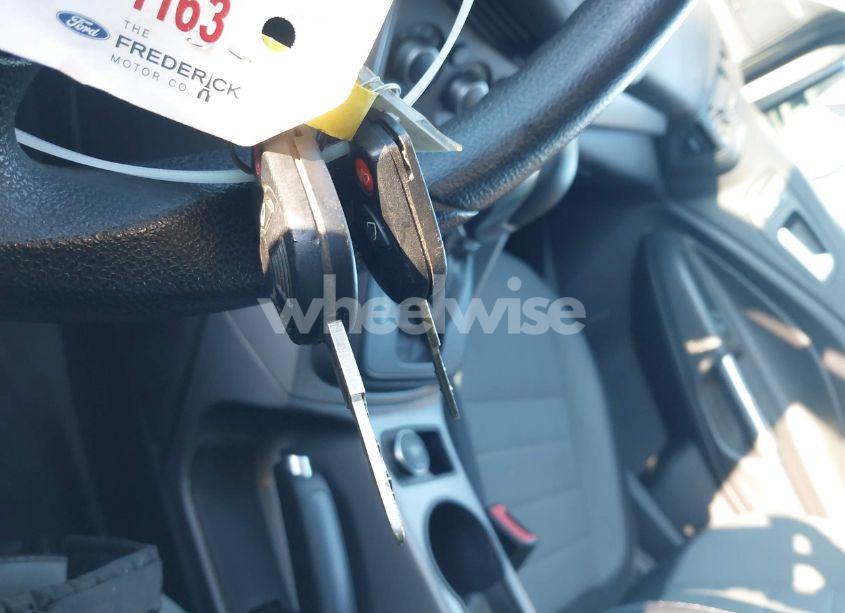 Photo 11 of 2015 Ford Escape SE (VIN 1FMCU0GX1FUB00562)