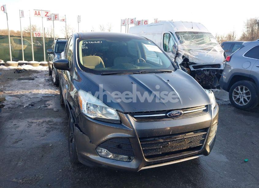 Photo 12 of 2015 Ford Escape SE (VIN 1FMCU0GX1FUB00562)