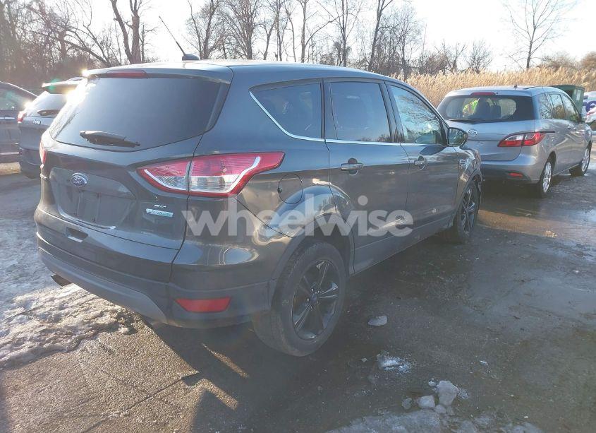Photo 4 of 2015 Ford Escape SE (VIN 1FMCU0GX1FUB00562)