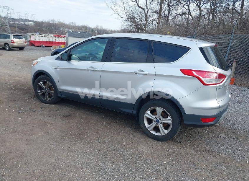 Photo 3 of 2015 Ford Escape SE (VIN 1FMCU0GX1FUB54928)