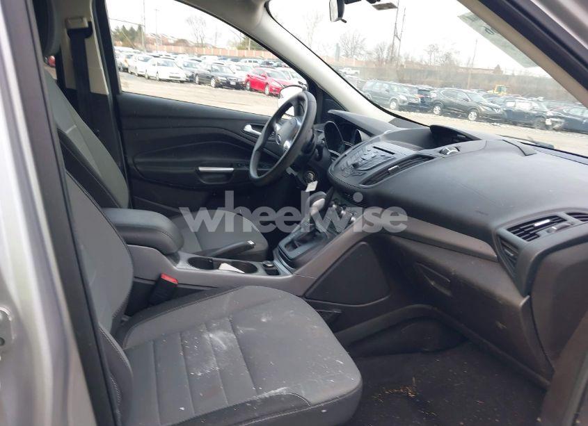 Photo 5 of 2015 Ford Escape SE (VIN 1FMCU0GX1FUB54928)