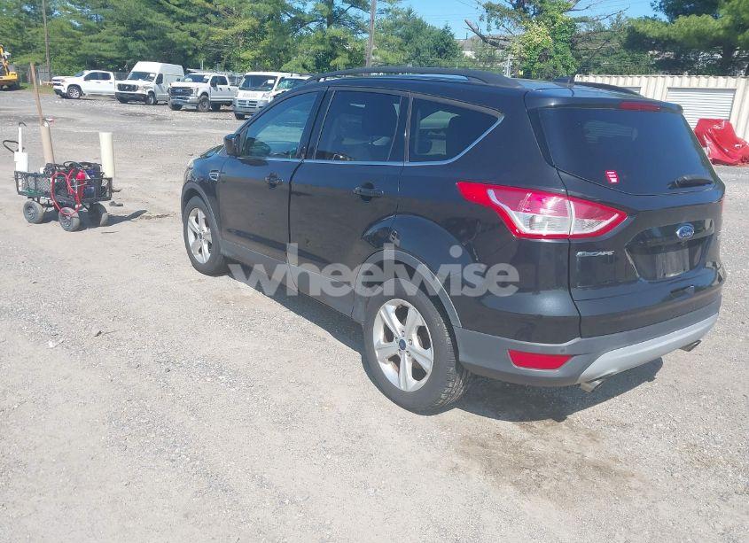 Photo 3 of 2015 Ford Escape SE (VIN 1FMCU0GX1FUB87394)