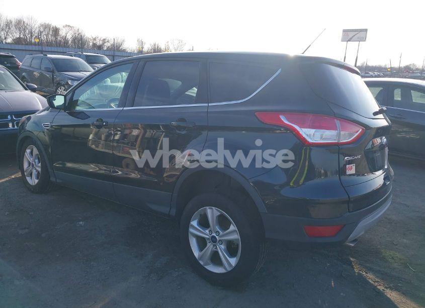 Photo 3 of 2015 Ford Escape SE (VIN 1FMCU0GX1FUC77192)