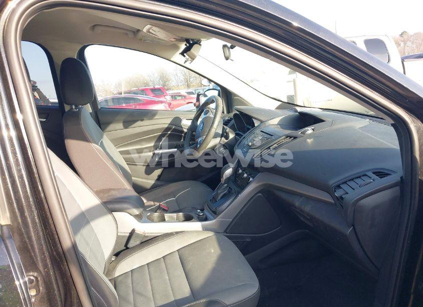 Photo 5 of 2015 Ford Escape SE (VIN 1FMCU0GX1FUC77192)