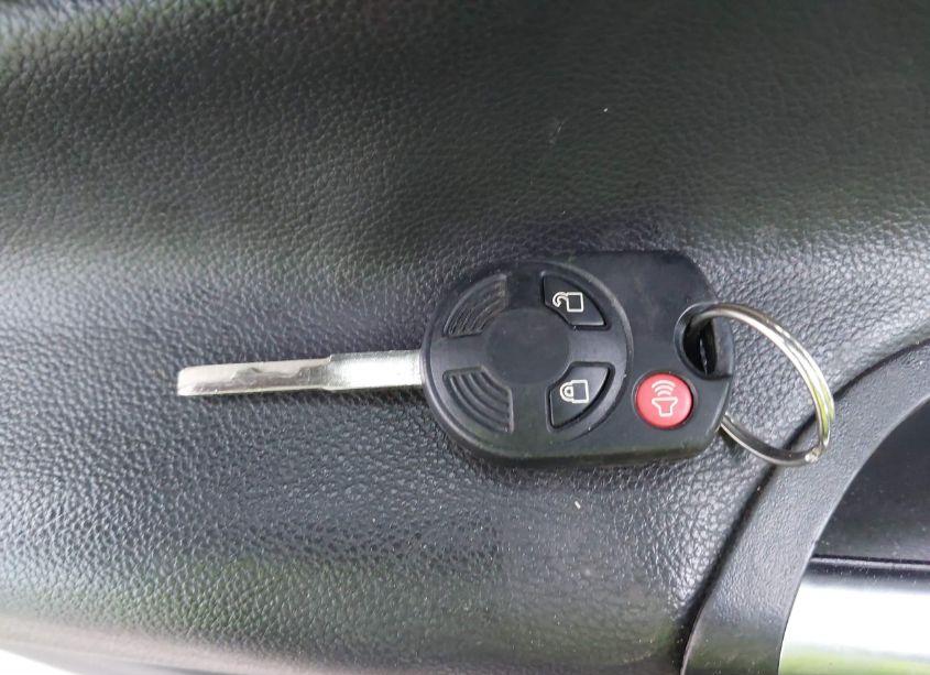 Photo 11 of 2015 Ford Escape SE (VIN 1FMCU0GX1FUC87740)