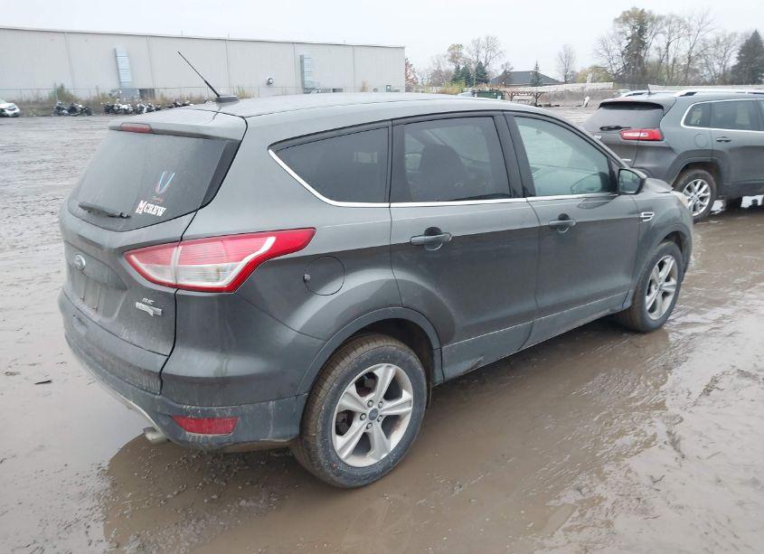 Photo 4 of 2015 Ford Escape SE (VIN 1FMCU0GX1FUC87740)