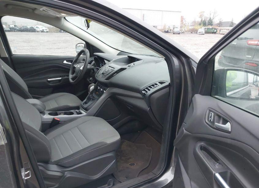 Photo 5 of 2015 Ford Escape SE (VIN 1FMCU0GX1FUC87740)