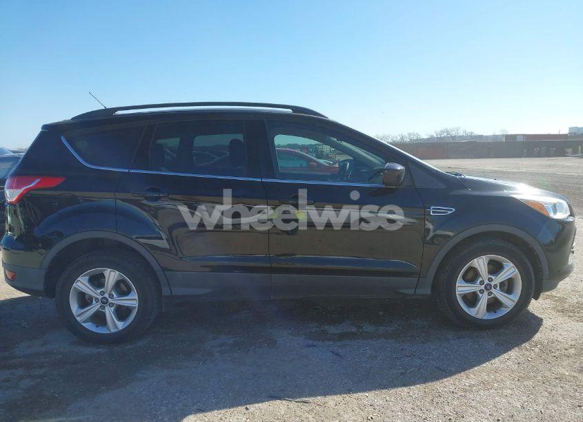Photo 14 of 2016 Ford Escape SE (VIN 1FMCU0GX1GUA09258)