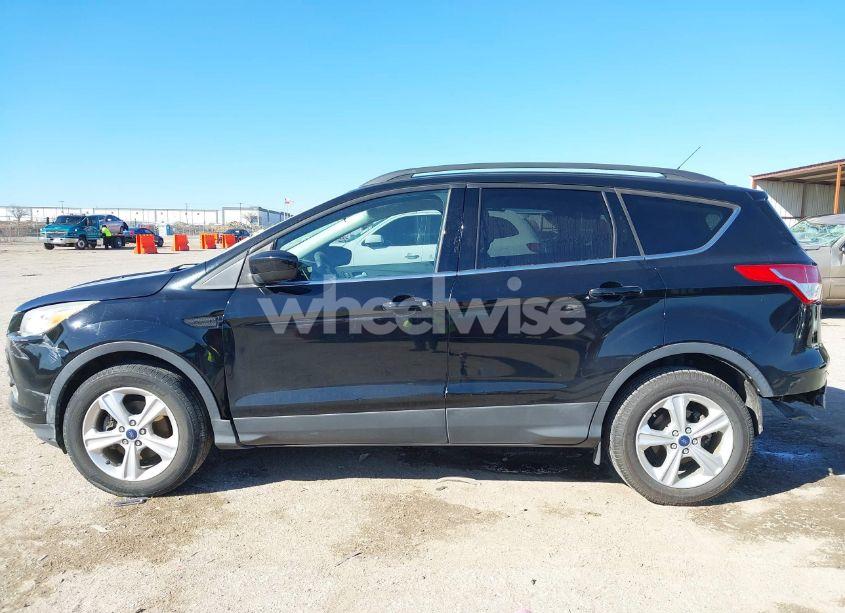 Photo 15 of 2016 Ford Escape SE (VIN 1FMCU0GX1GUA09258)