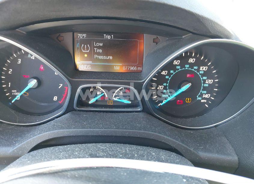 Photo 7 of 2016 Ford Escape SE (VIN 1FMCU0GX1GUA09258)