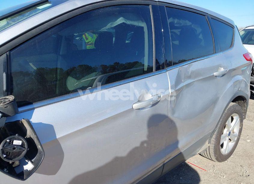 Photo 11 of 2016 Ford Escape SE (VIN 1FMCU0GX1GUA36024)