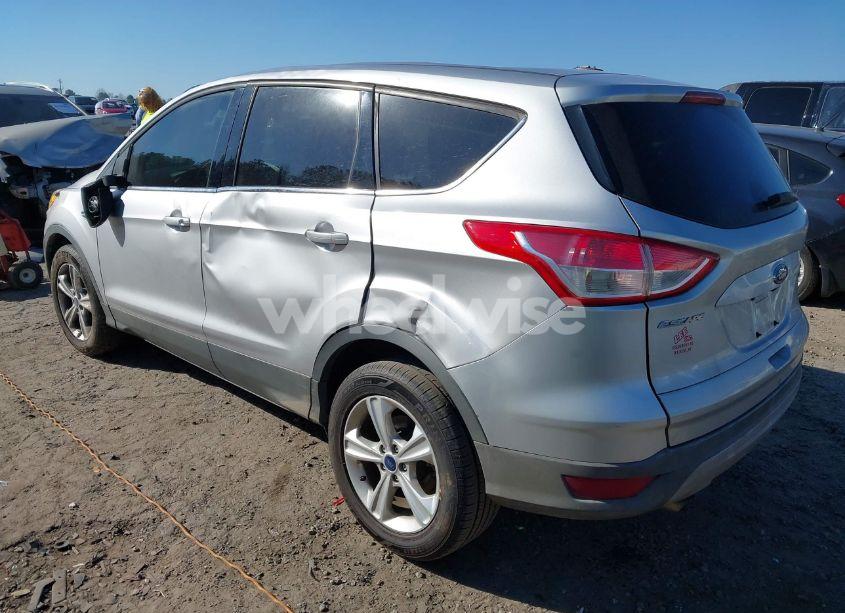 Photo 3 of 2016 Ford Escape SE (VIN 1FMCU0GX1GUA36024)