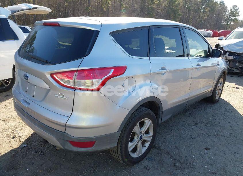 Photo 4 of 2016 Ford Escape SE (VIN 1FMCU0GX1GUA36024)