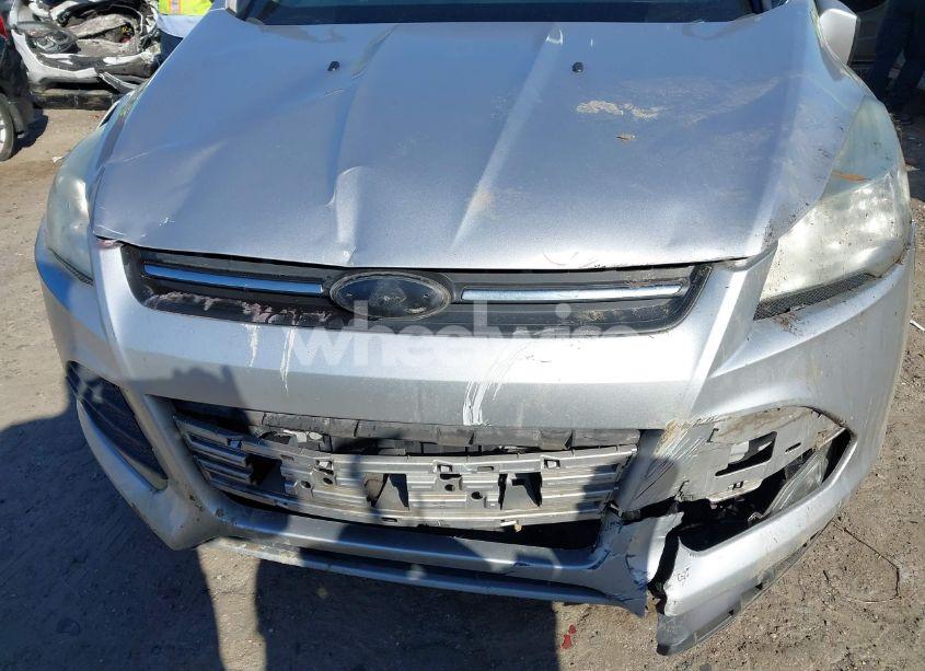 Photo 6 of 2016 Ford Escape SE (VIN 1FMCU0GX1GUA36024)