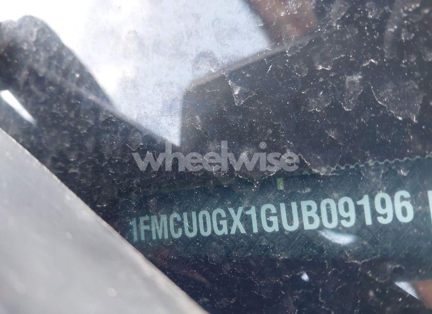 Photo 9 of 2016 Ford Escape SE (VIN 1FMCU0GX1GUB09196)