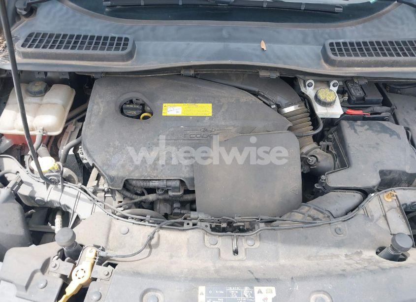 Photo 10 of 2016 Ford Escape SE (VIN 1FMCU0GX1GUB70063)