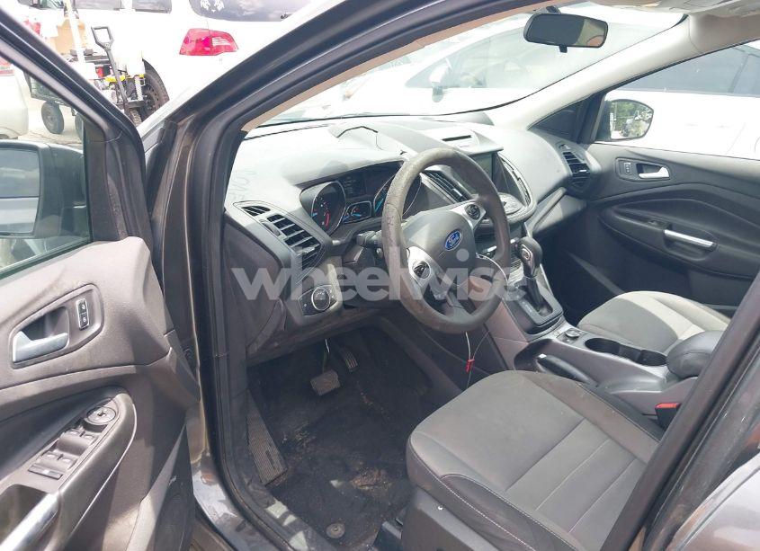 Photo 12 of 2016 Ford Escape SE (VIN 1FMCU0GX1GUB70063)