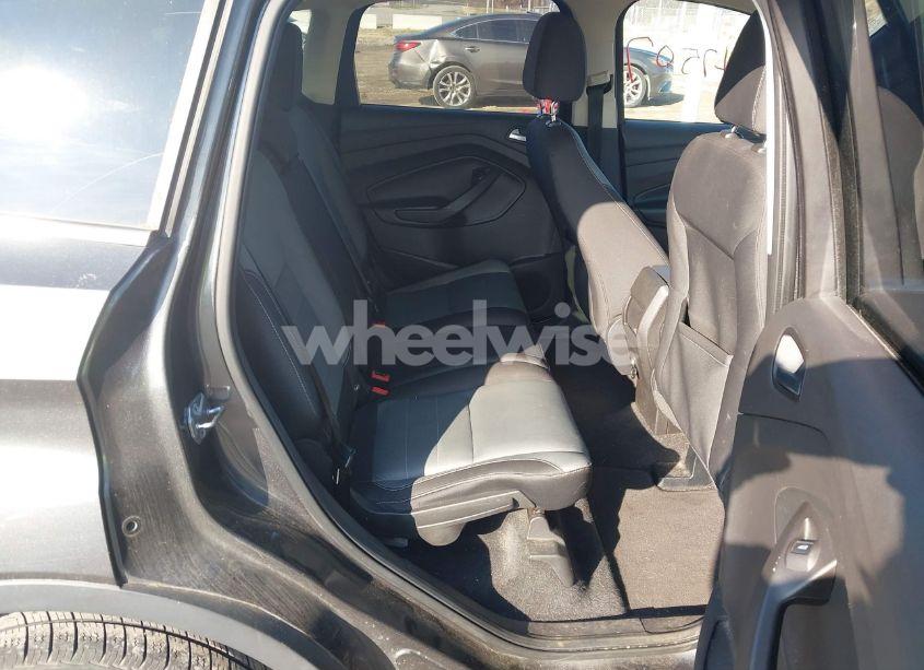 Photo 8 of 2016 Ford Escape SE (VIN 1FMCU0GX1GUB75702)