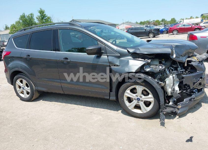 Photo 13 of 2016 Ford Escape SE (VIN 1FMCU0GX1GUB92838)