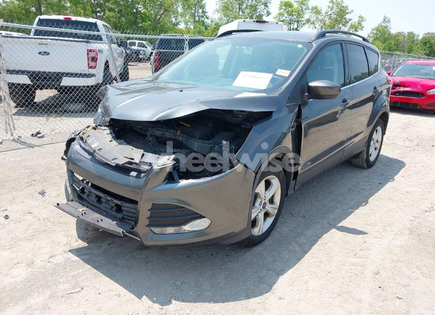 Photo 2 of 2016 Ford Escape SE (VIN 1FMCU0GX1GUB92838)