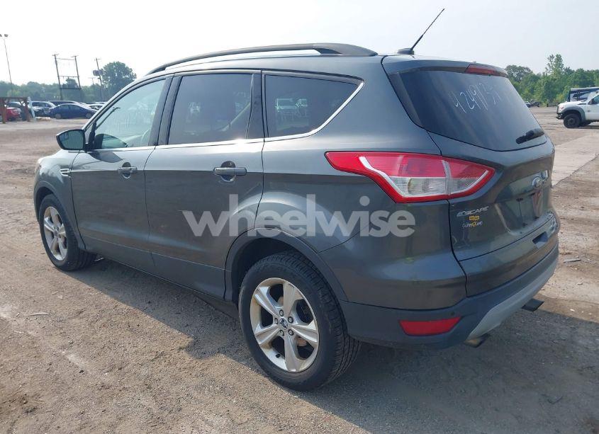 Photo 3 of 2016 Ford Escape SE (VIN 1FMCU0GX1GUC56439)