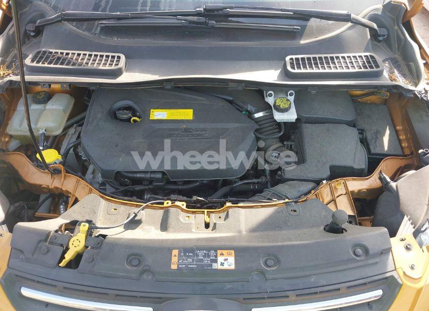 Photo 10 of 2016 Ford Escape SE (VIN 1FMCU0GX1GUC62175)