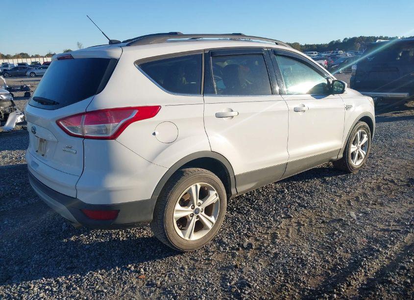 Photo 4 of 2016 Ford Escape SE (VIN 1FMCU0GX1GUC73192)