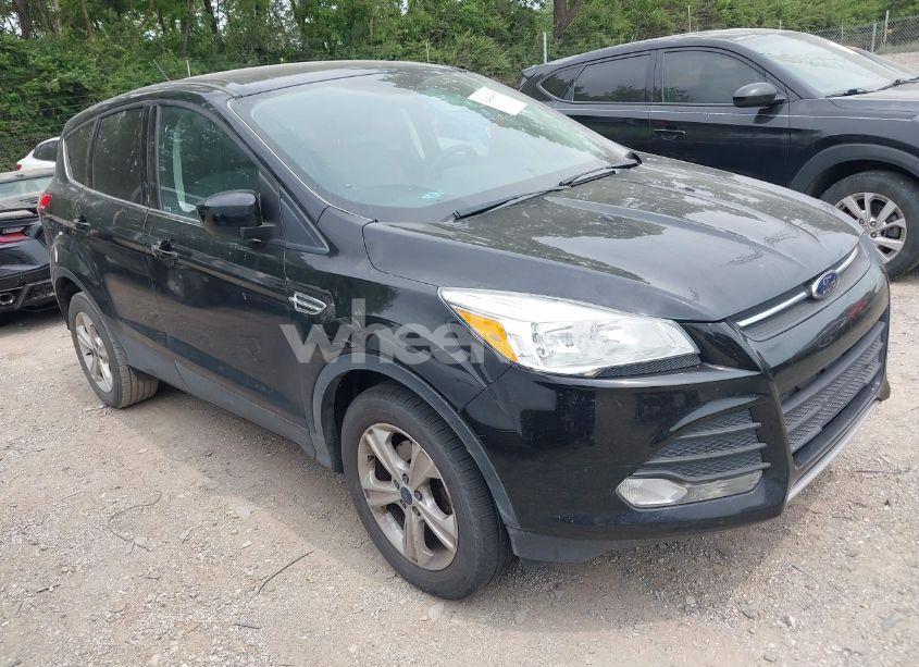 2016 Ford Escape SE (VIN 1FMCU0GX1GUC87092) main photo