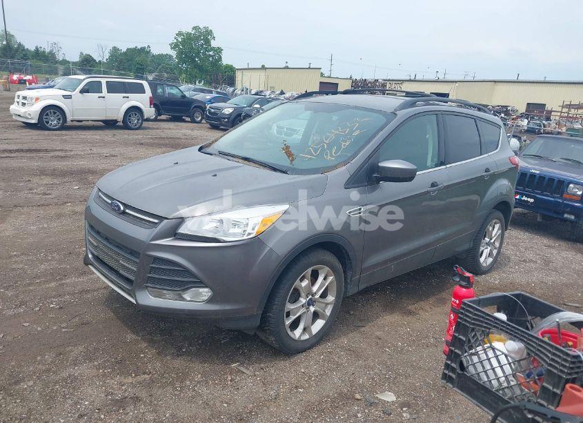 Photo 2 of 2013 Ford Escape SE (VIN 1FMCU0GX2DUA31362)