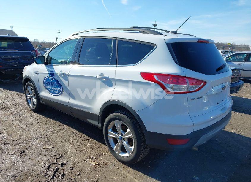 Photo 3 of 2013 Ford Escape SE (VIN 1FMCU0GX2DUB10434)