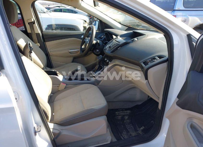 Photo 5 of 2013 Ford Escape SE (VIN 1FMCU0GX2DUB10434)