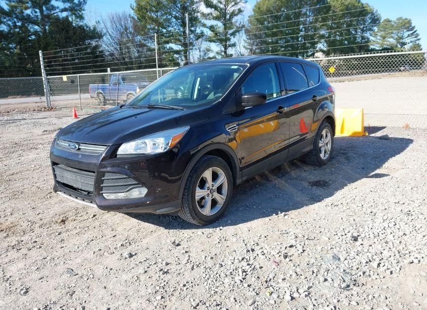Photo 2 of 2013 Ford Escape SE (VIN 1FMCU0GX2DUB84162)