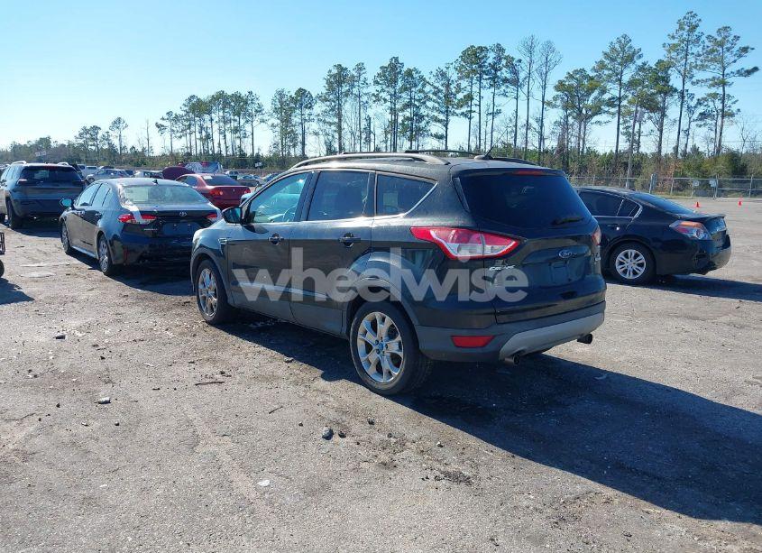 Photo 3 of 2013 Ford Escape SE (VIN 1FMCU0GX2DUC19606)