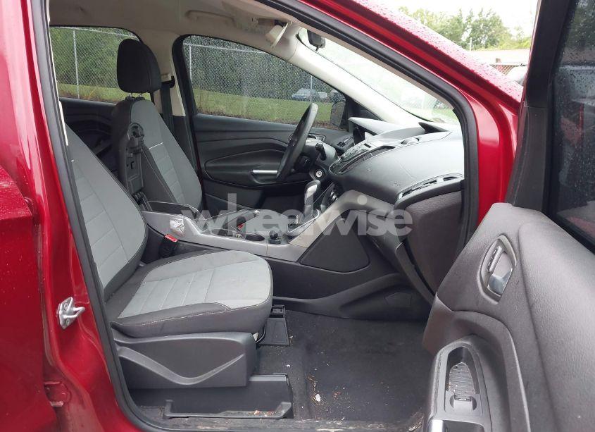 Photo 5 of 2013 Ford Escape SE (VIN 1FMCU0GX2DUD33640)