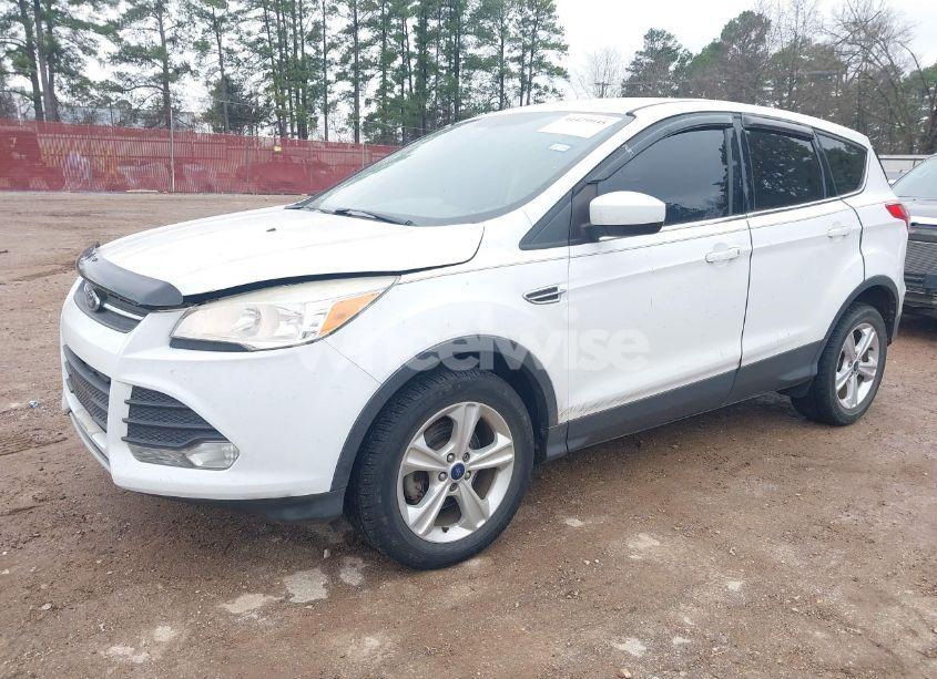 Photo 2 of 2013 Ford Escape SE (VIN 1FMCU0GX2DUD72678)