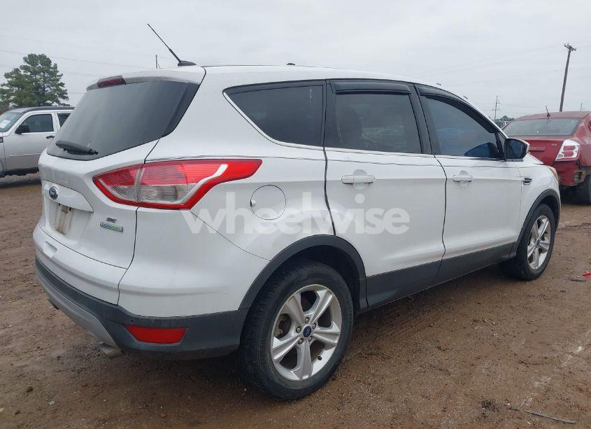 Photo 4 of 2013 Ford Escape SE (VIN 1FMCU0GX2DUD72678)