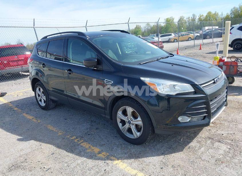2014 Ford Escape SE (VIN 1FMCU0GX2EUB06496) main photo