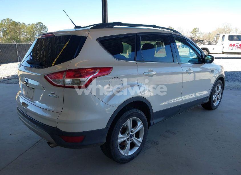 Photo 4 of 2014 Ford Escape SE (VIN 1FMCU0GX2EUB54998)