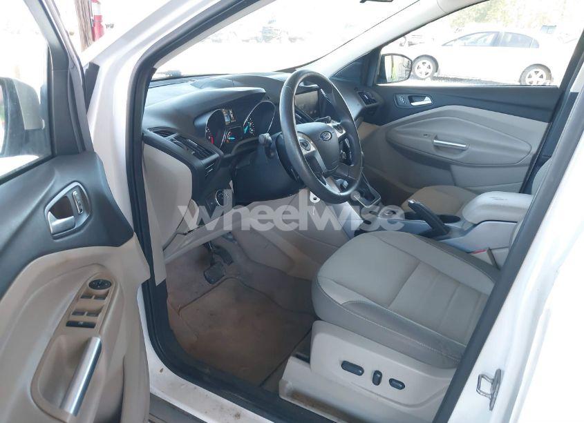 Photo 5 of 2014 Ford Escape SE (VIN 1FMCU0GX2EUB54998)