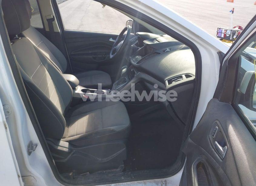 Photo 5 of 2014 Ford Escape SE (VIN 1FMCU0GX2EUB70134)