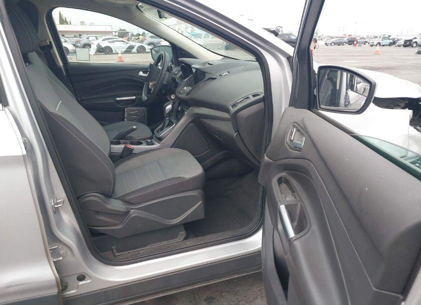 Photo 5 of 2014 Ford Escape SE (VIN 1FMCU0GX2EUB80534)