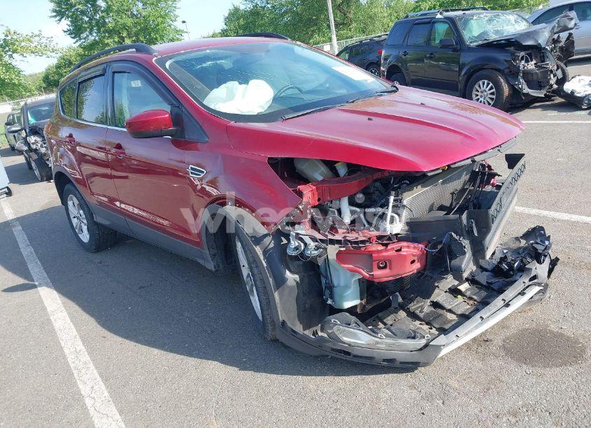 2014 Ford Escape SE (VIN 1FMCU0GX2EUB91517) main photo