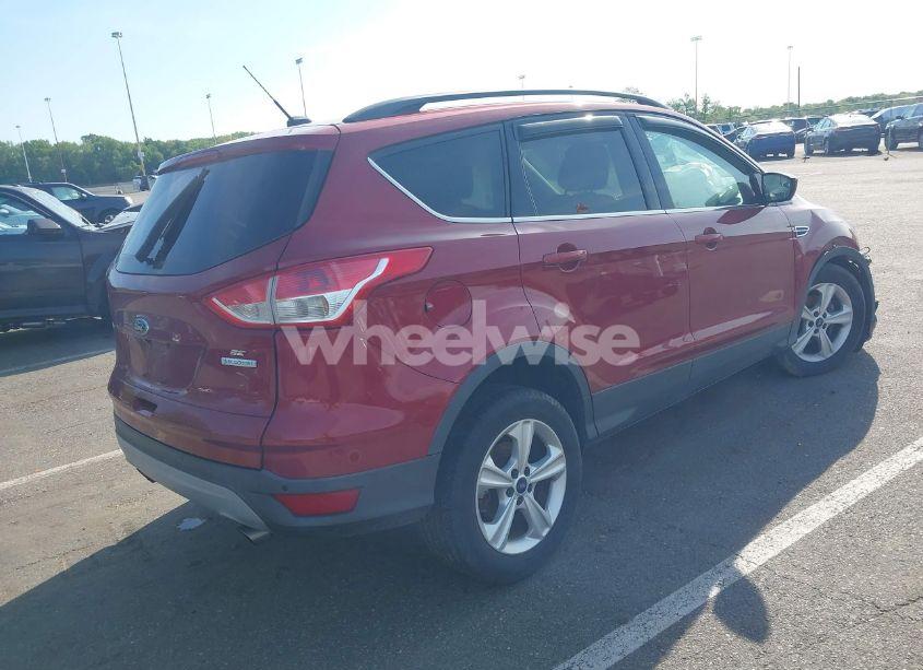 Photo 4 of 2014 Ford Escape SE (VIN 1FMCU0GX2EUB91517)